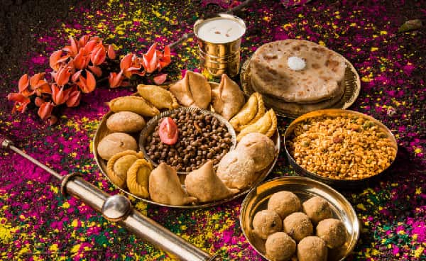 8 classic Holi delicacies that will revive your childhood memories
