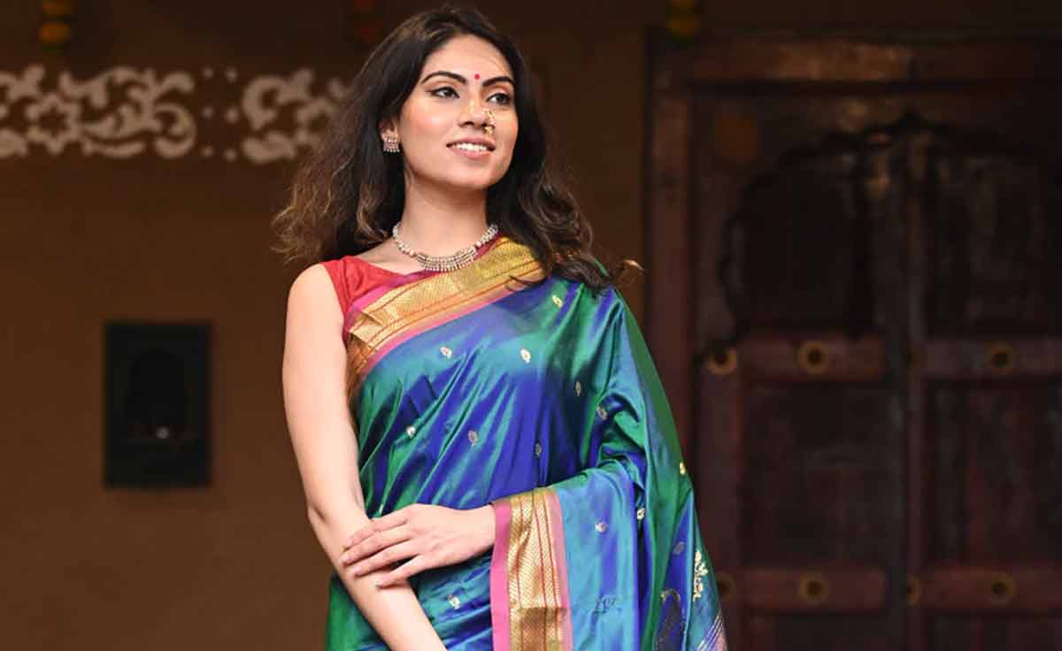 7 Expert Tips to Identify a Pure Kanjivaram Silk Saree