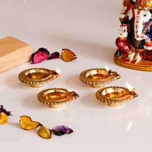  Set Of 4 Auspicious Handcrafted Brass Diya