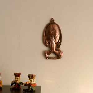  Welcome Lady Metal Wall Hanging