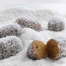 CUT JAMUN WITH COCONUT