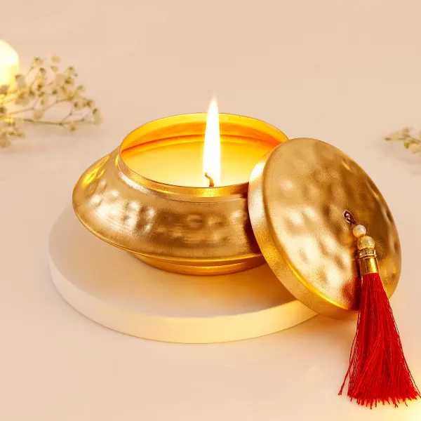 Thatera Work Matki-Shaped Candle 1