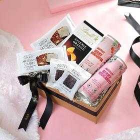 Festive Cheers N Treats Hamper