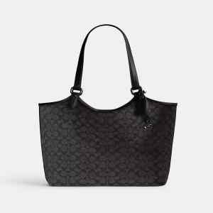 COACH Medium Signature Coated Canvas V5 Charcoal Black