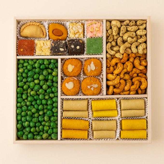 Wooden Gift Tray - Square