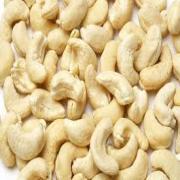 RAW CASHEWS