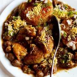 Aloo Tikki Chaat