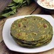 Paalak Paratha - 2 Pieces