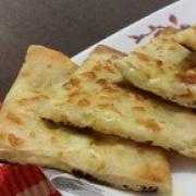 Garlic Cheese Naan