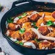Vegan Meatballs in Curry Sauce