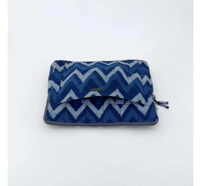 Cotton Laptop Sleeve Cover  Indigo Chevron  13 inches