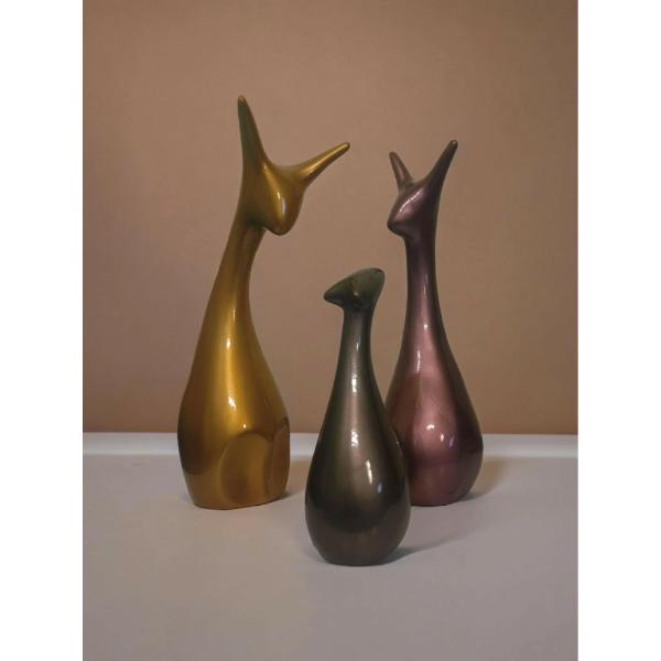 Cat Family Sculptures Whimsical Feline Charm for Your Home and bedroom