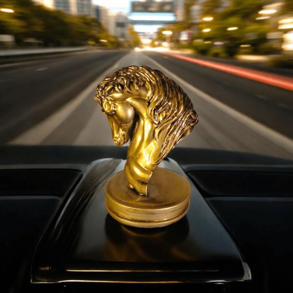 Horse Head Statue  Elegant Equestrian Decor