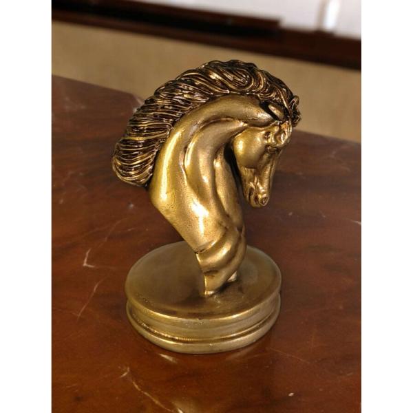 Horse Head Statue  Elegant Equestrian Decor