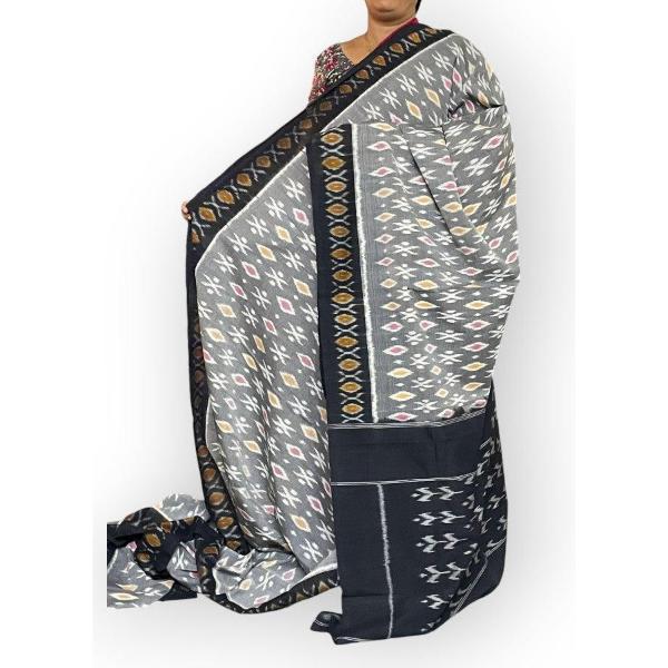Pochampally Ikkat Cotton Gray Black Saree