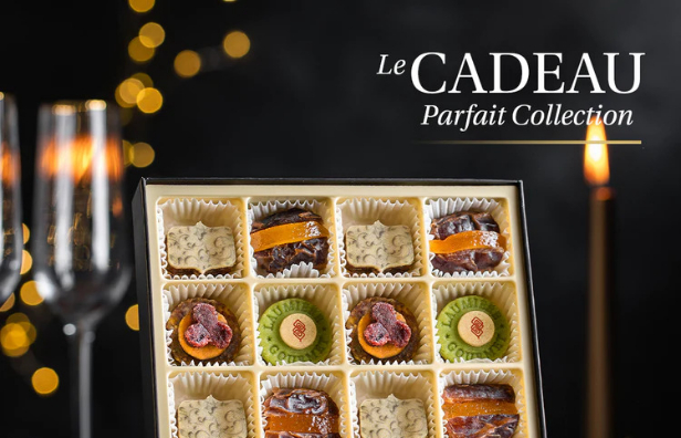 Holiday Special Le Cadeau Parfait - Square